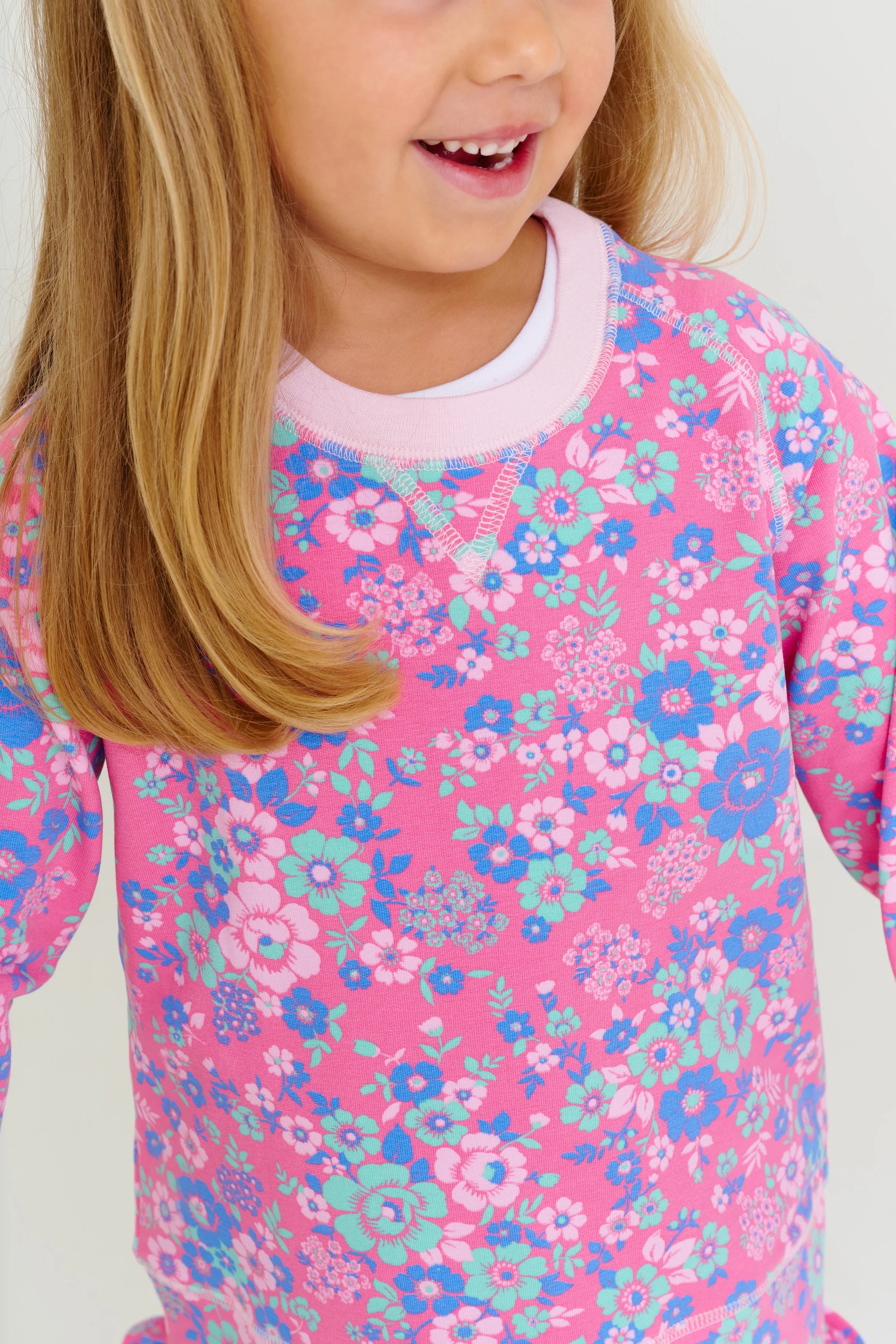 TBBC Cassidy Comfy Crewneck Mt Paran Mini Floral