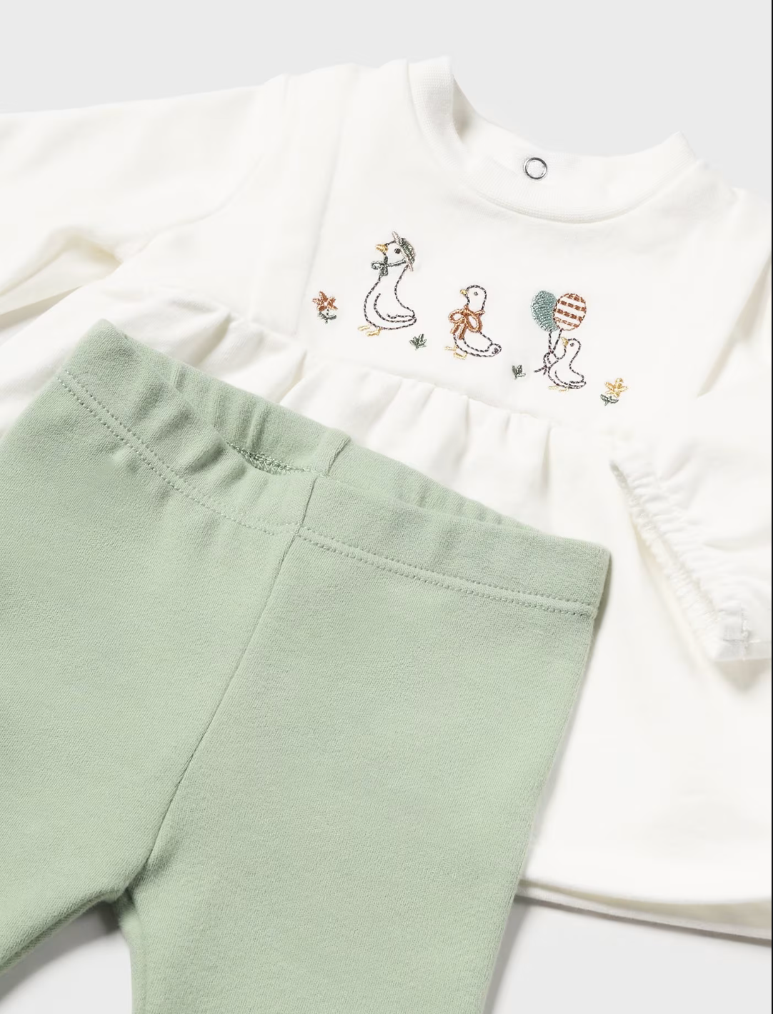 White Geese Swing Top & Green Leggings